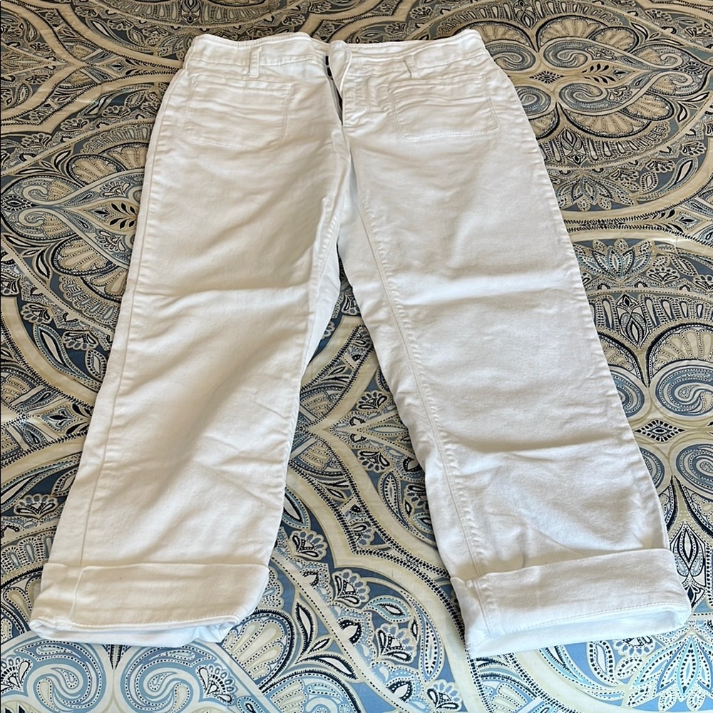 White Cropped Pants
